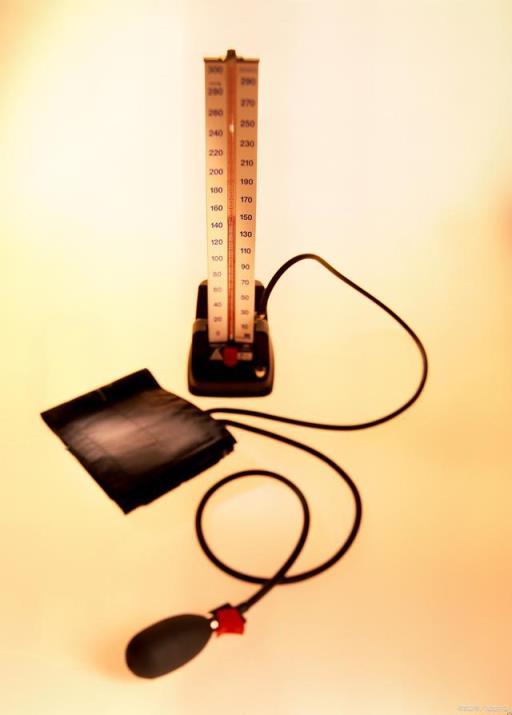 水银柱血压计和电子血压计到底哪个更准-(水银柱和电子血压计哪个准确率高)