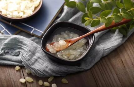 皂角米有什么功效与作用(皂角米的吃法和禁忌)