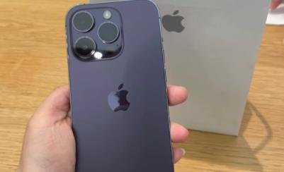 紫色iPhone14Pro被曝有工艺缺陷怎么回事(iPhone14Pro紫色还能买吗)