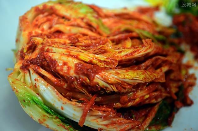 白菜涨价韩大幅进口中国泡菜(部分餐厅已经不提供泡菜了)