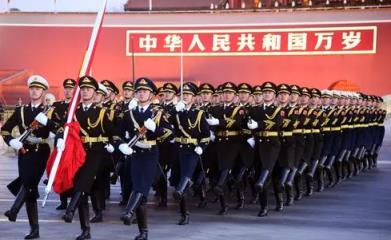 今年过年北京看升旗人多吗2023(北京春节期间有升旗仪式吗)