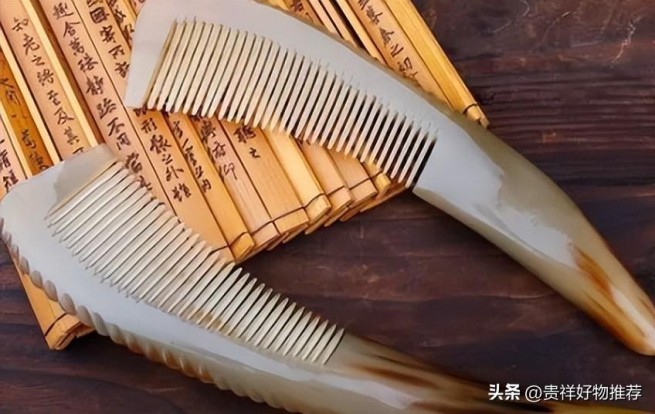 牛角梳梳头发的作用及保养方法(牛角梳哪种牛角最好呢)