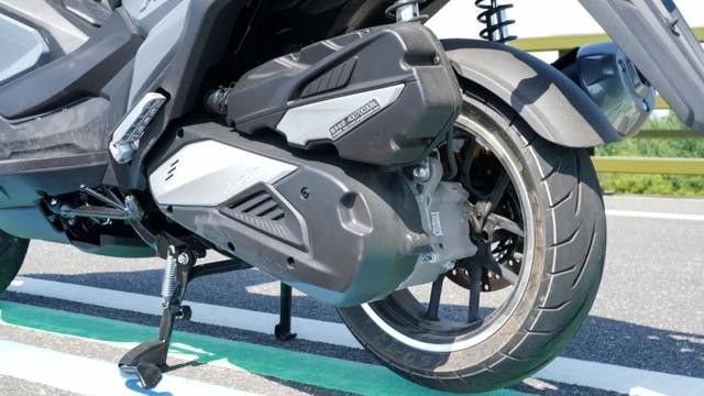 赛科龙250踏板摩托车参数(2022年赛科龙250水冷踏板最新款怎么样)
